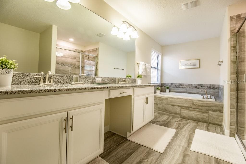 5425 SOLTERRA CIRCLE — photo 14 of 29