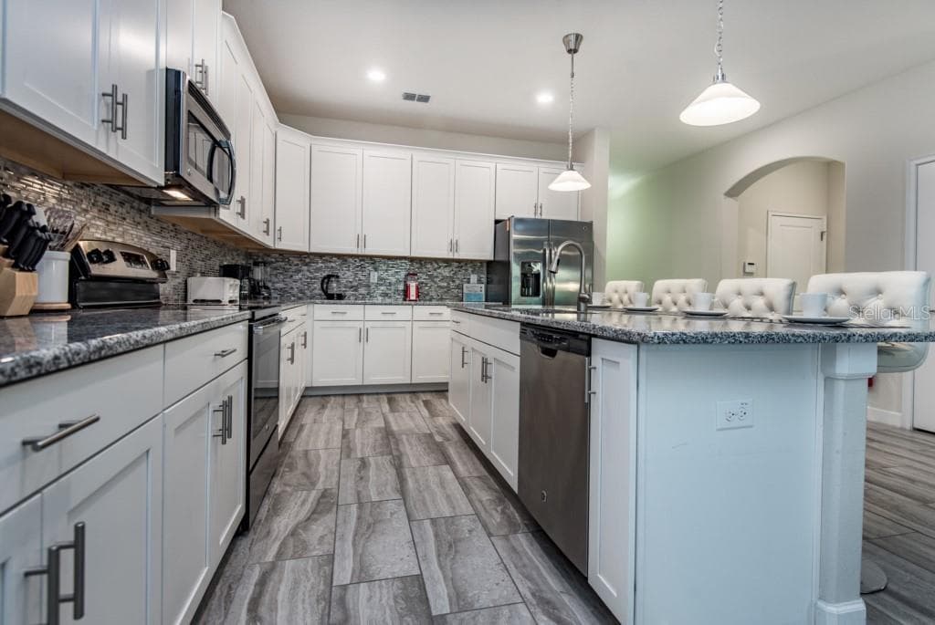 5425 SOLTERRA CIRCLE — photo 3 of 29