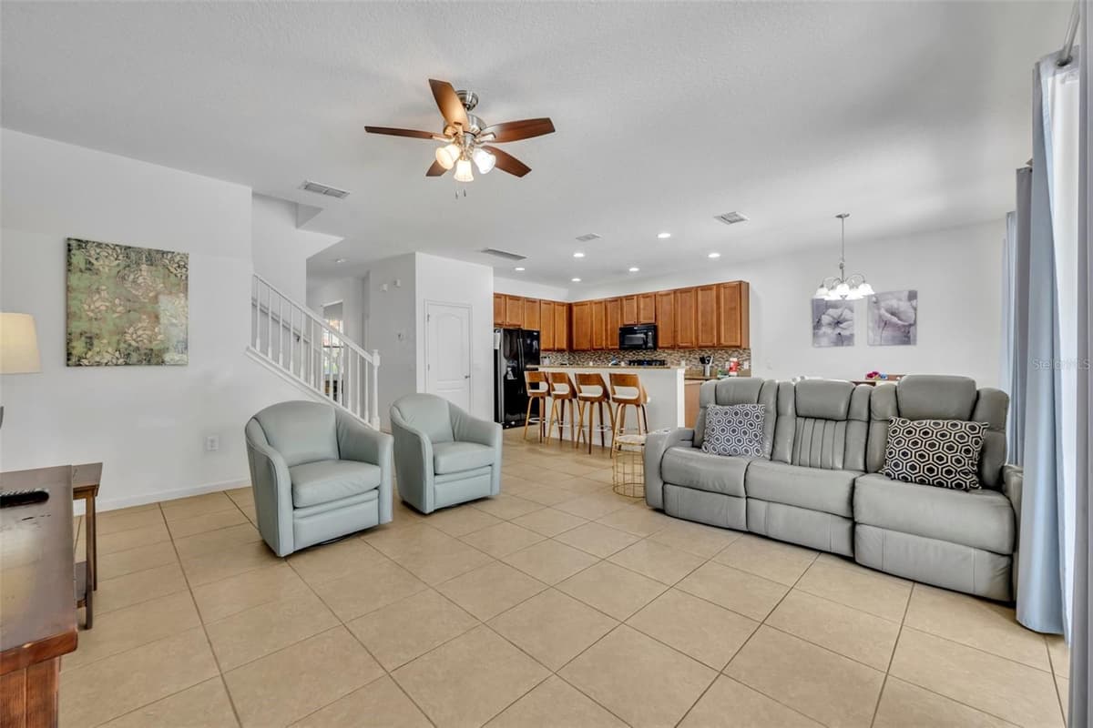 5244 OAKBOURNE AVENUE — photo 12 of 62