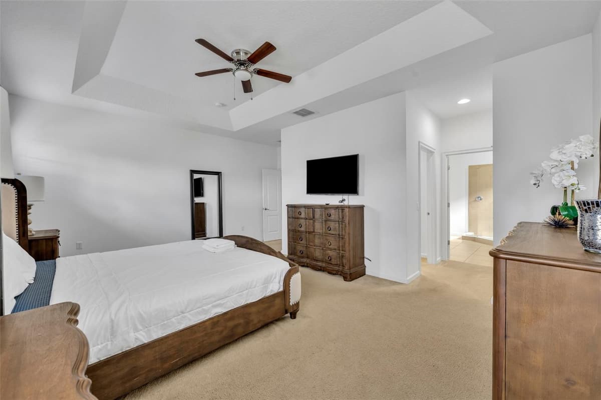 5244 OAKBOURNE AVENUE — photo 35 of 62