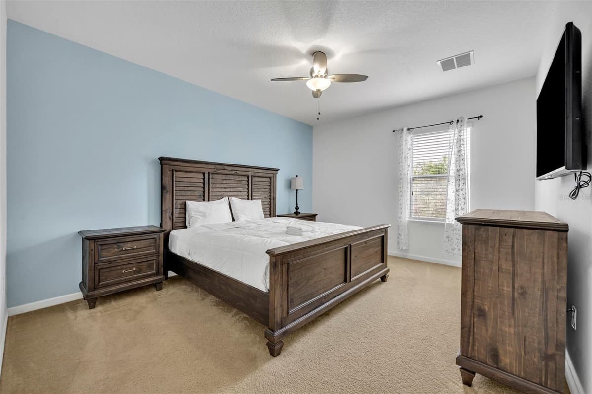 5244 OAKBOURNE AVENUE — photo 38 of 62