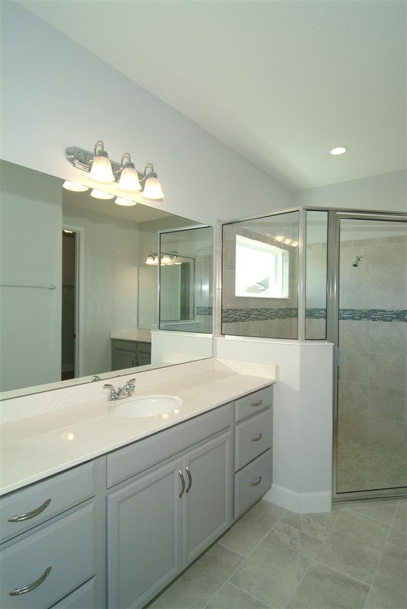 748 ALBYON COURT — photo 6 of 7