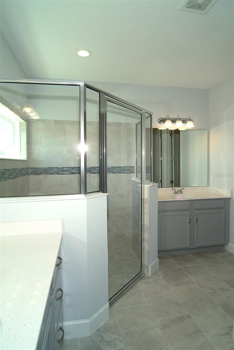 748 ALBYON COURT — photo 7 of 7