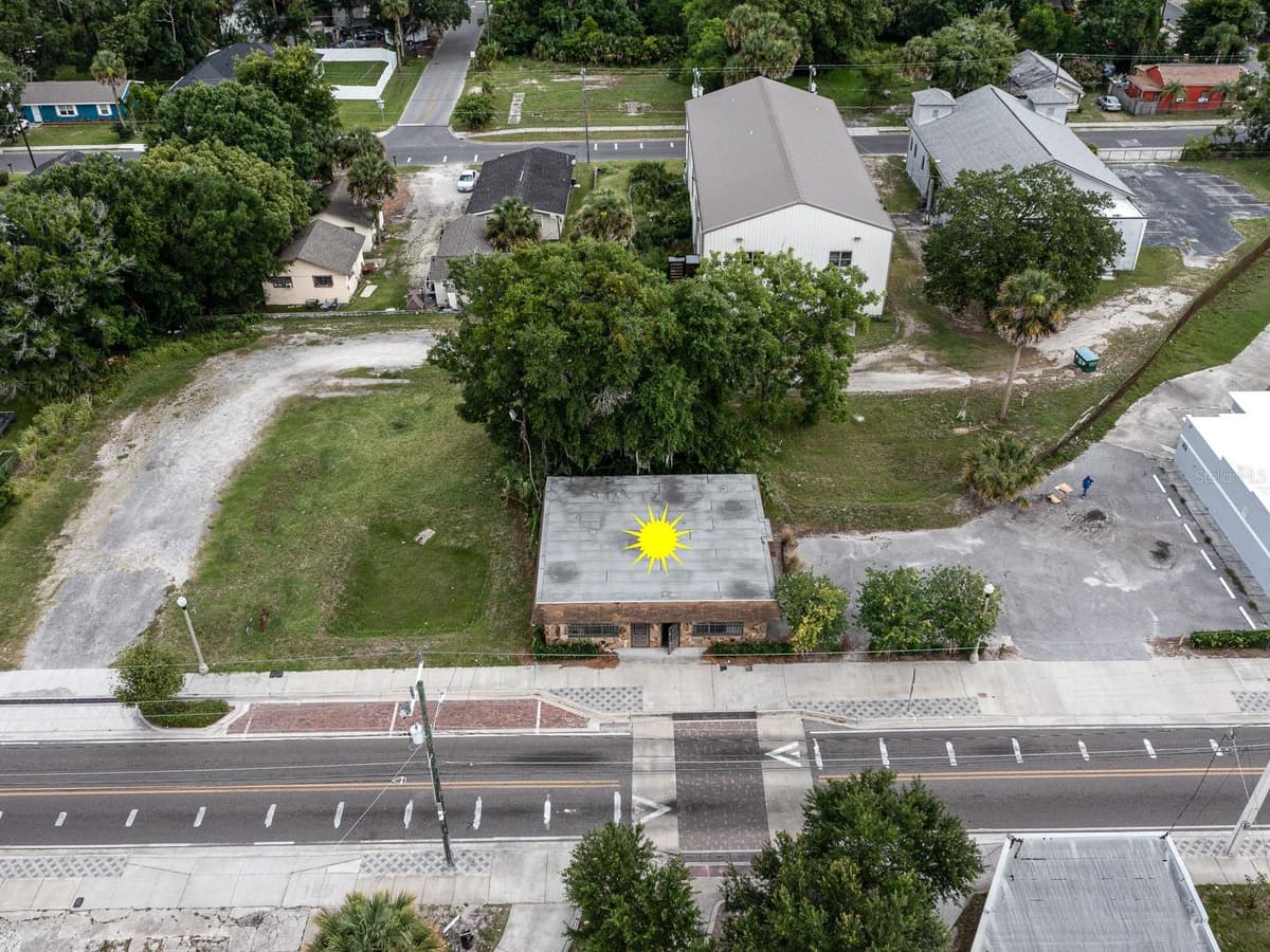 1204 HISTORIC GOLDSBORO BOULEVARD — photo 4 of 20
