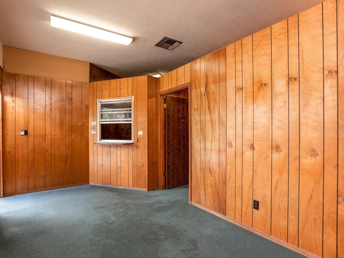 1204 HISTORIC GOLDSBORO BOULEVARD — photo 7 of 20