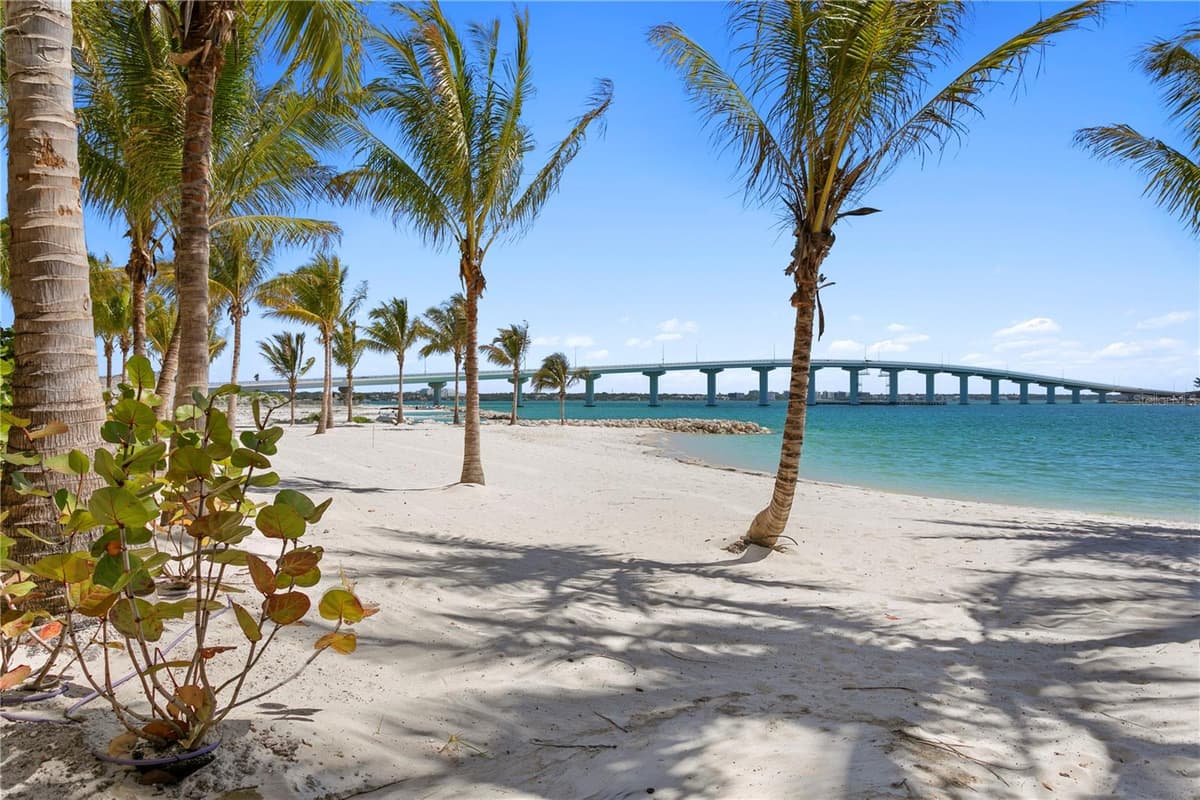 691 GULFVIEW BOULEVARD — photo 48 of 88