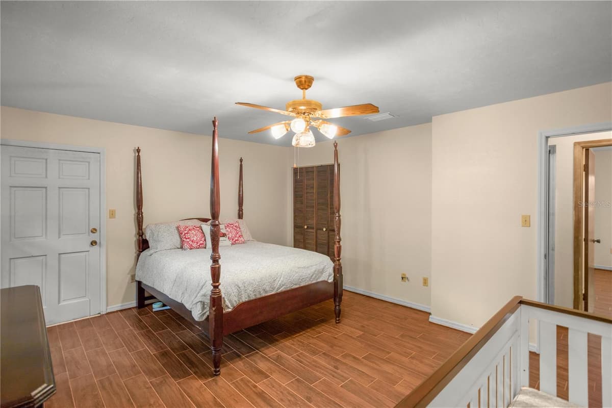 18001 HAWTHORNE ROAD — photo 75 of 90