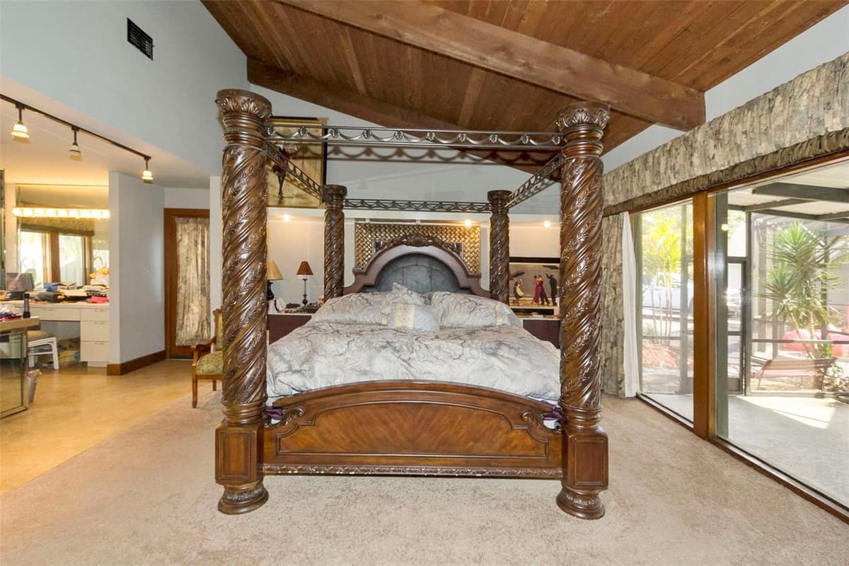5575 ALLIGATOR LAKE ROAD — photo 13 of 31