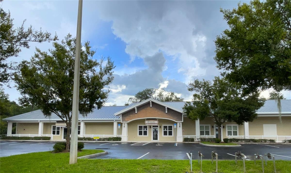 749 COUNTY ROAD 466 — photo 7 of 25