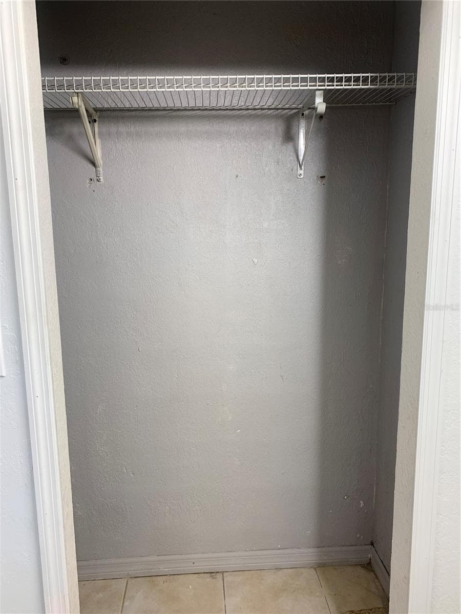 1023 GORE STREET — photo 7 of 17