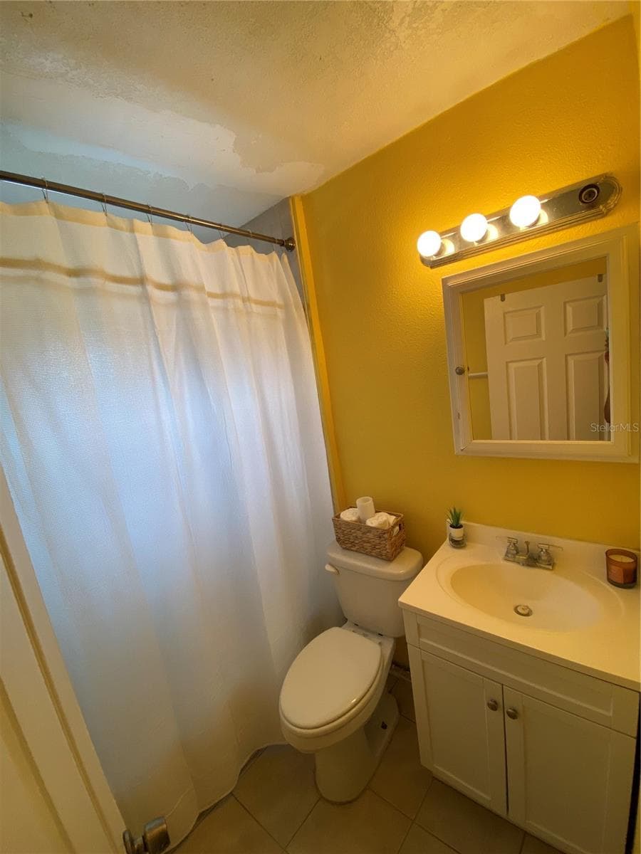 1023 GORE STREET — photo 9 of 17