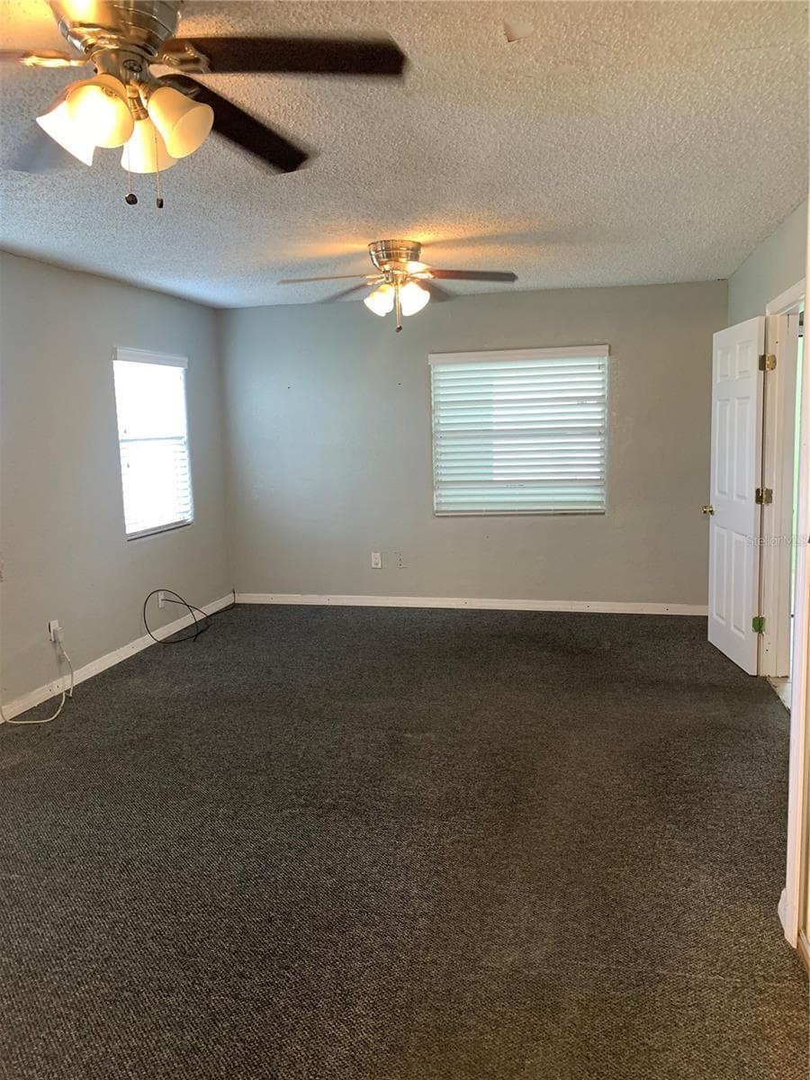 1023 GORE STREET — photo 5 of 17