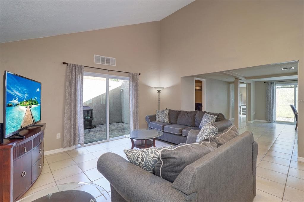 4451 TIDAL POND ROAD — photo 4 of 25