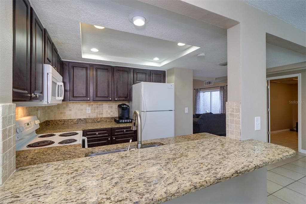 4451 TIDAL POND ROAD — photo 11 of 25