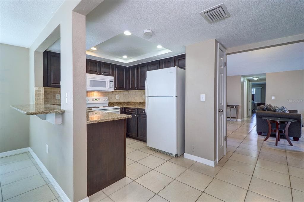 4451 TIDAL POND ROAD — photo 9 of 25