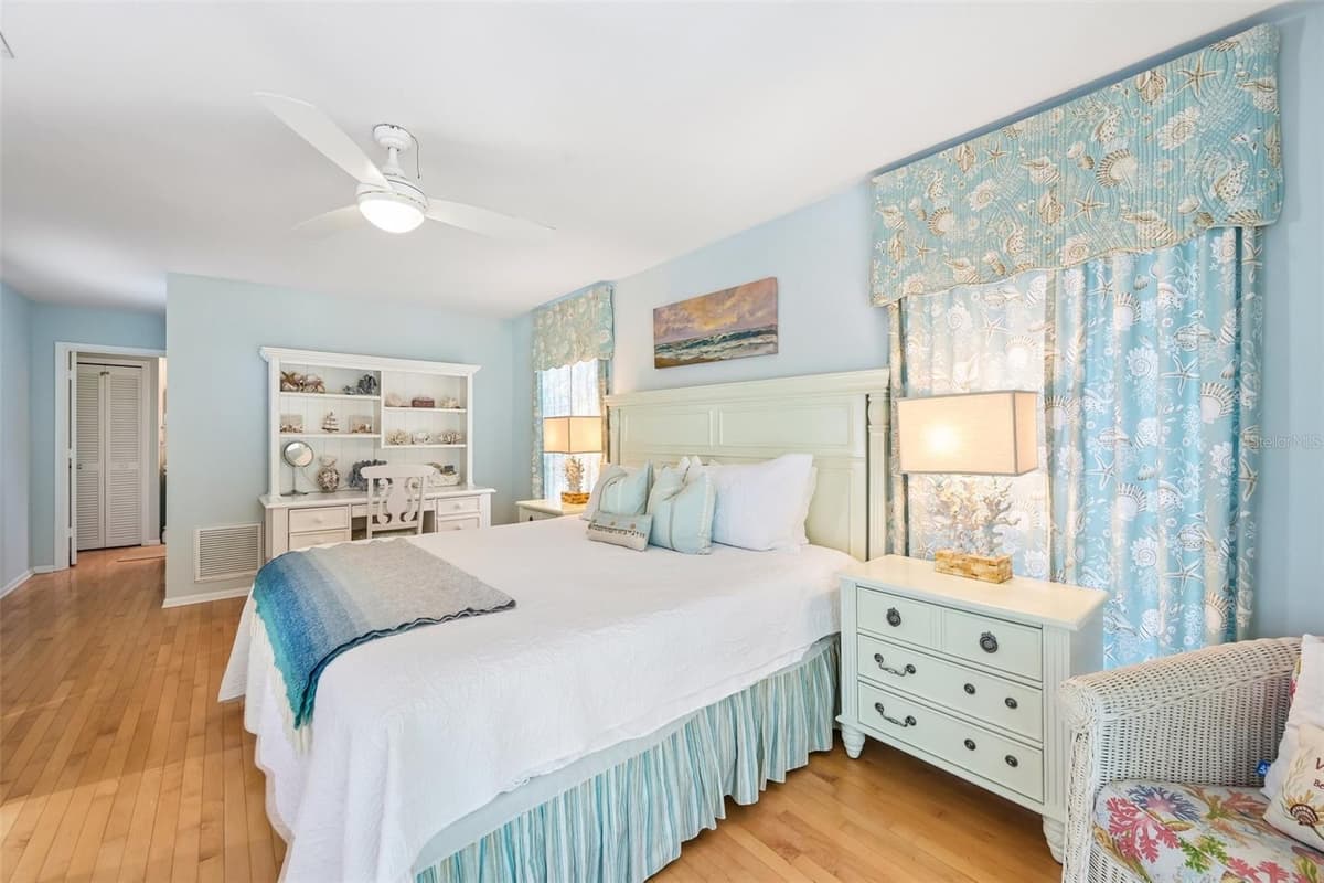 6570 MANASOTA KEY ROAD — photo 10 of 73