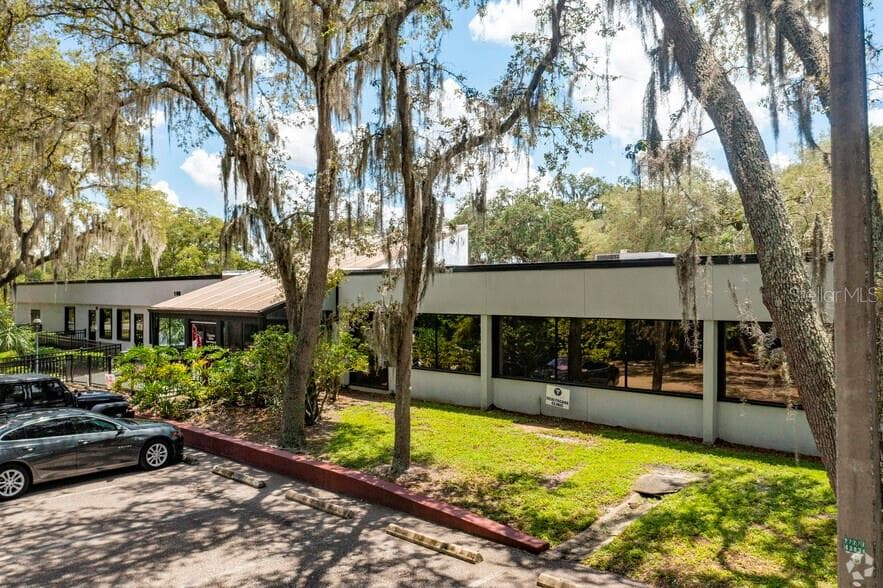 7402 N 56TH ST STREET — photo 4 of 5
