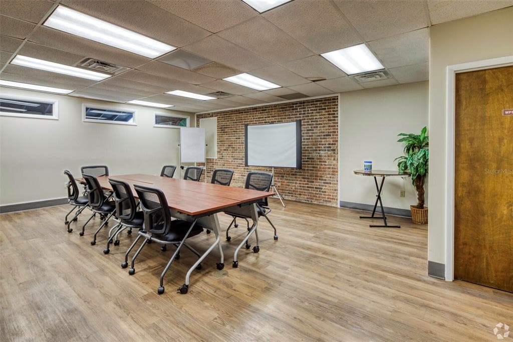 7402 N 56TH ST STREET — photo 3 of 5