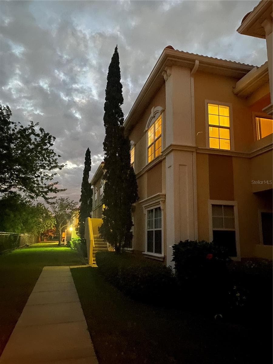 1010 VILLAGIO CIRCLE — photo 1 of 9