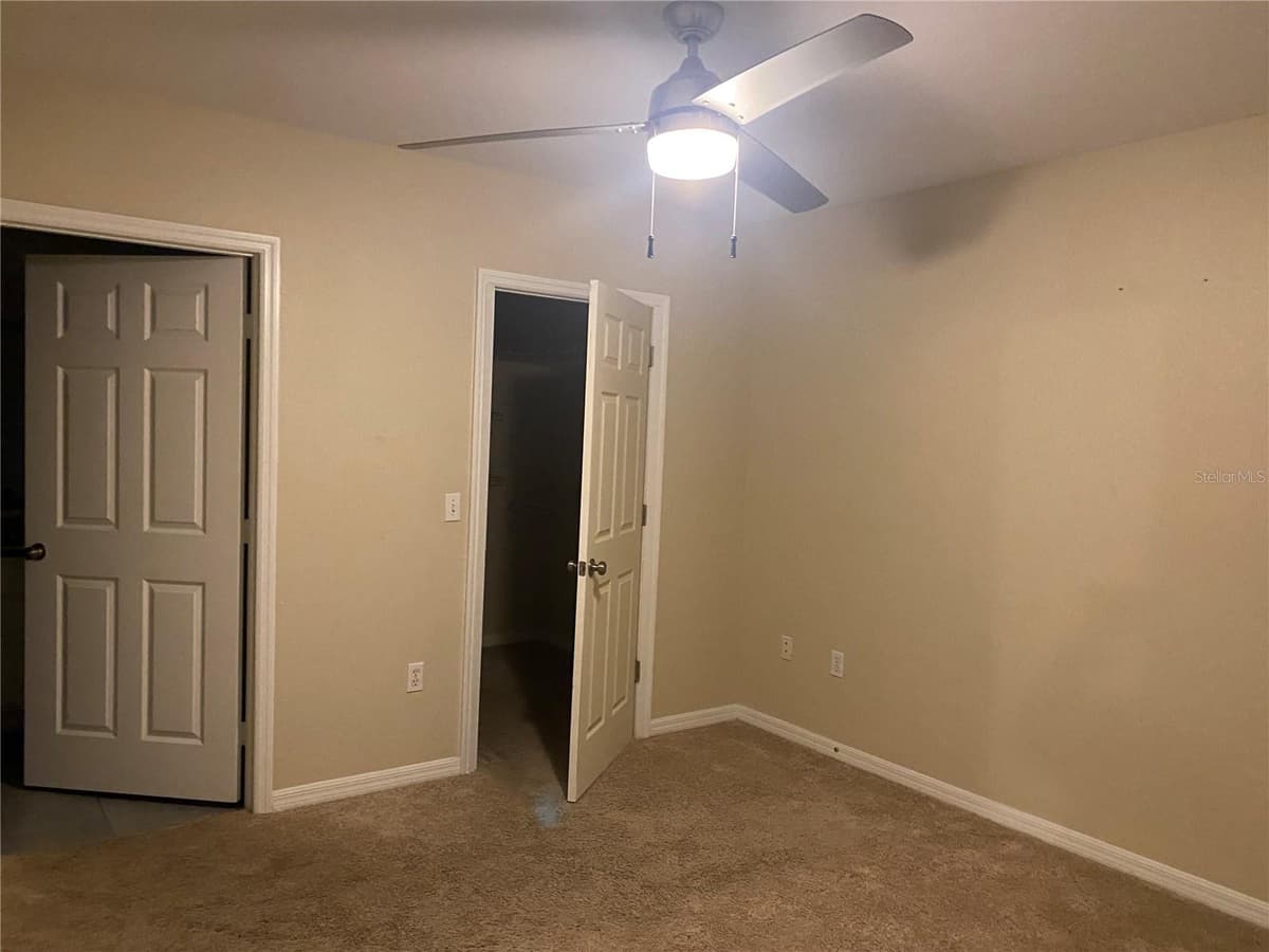 1010 VILLAGIO CIRCLE — photo 4 of 9