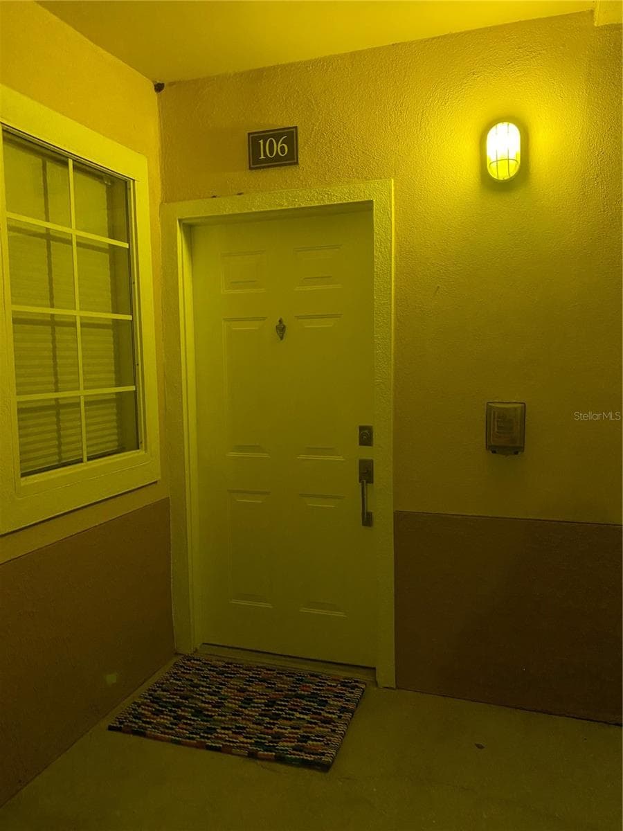 1010 VILLAGIO CIRCLE — photo 5 of 9