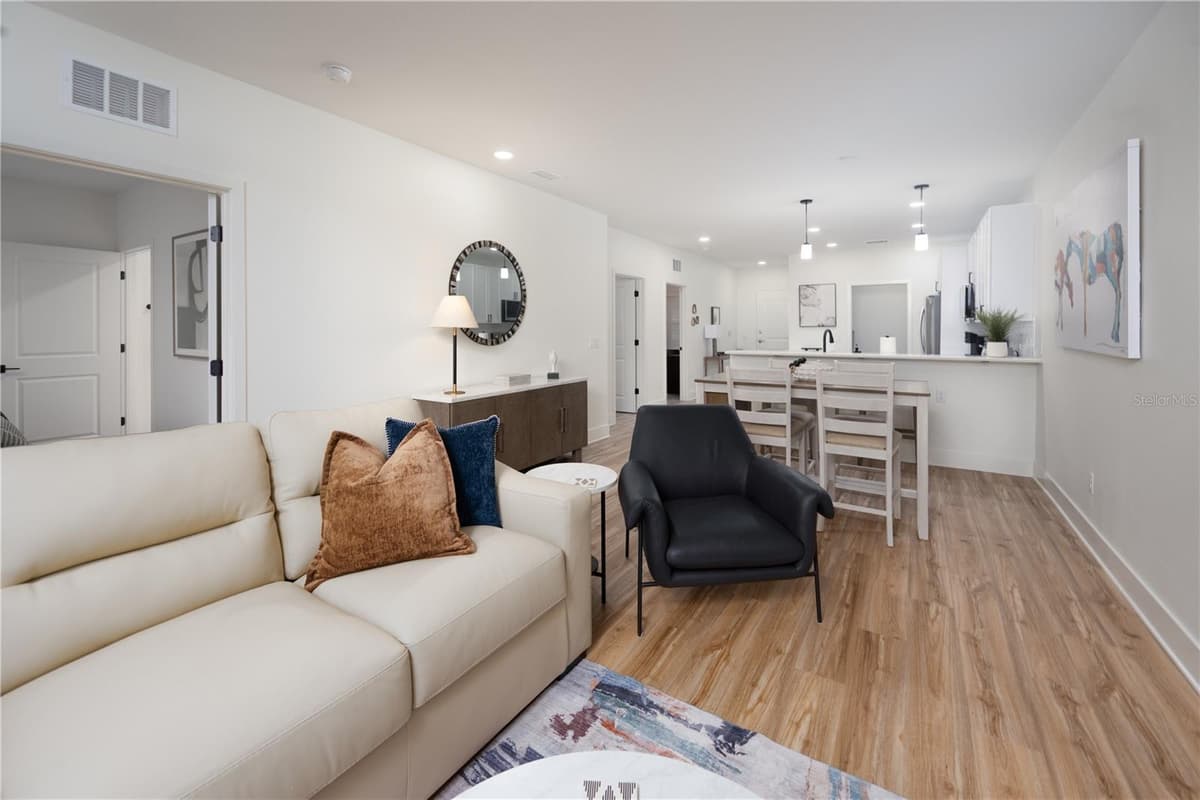 419 1ST AVENUE — photo 4 of 24
