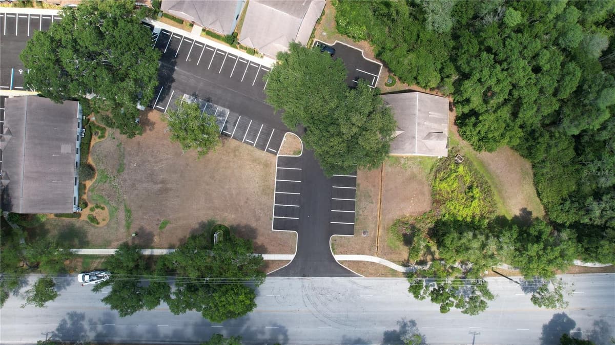 209 CRYSTAL GROVE BOULEVARD — photo 10 of 10