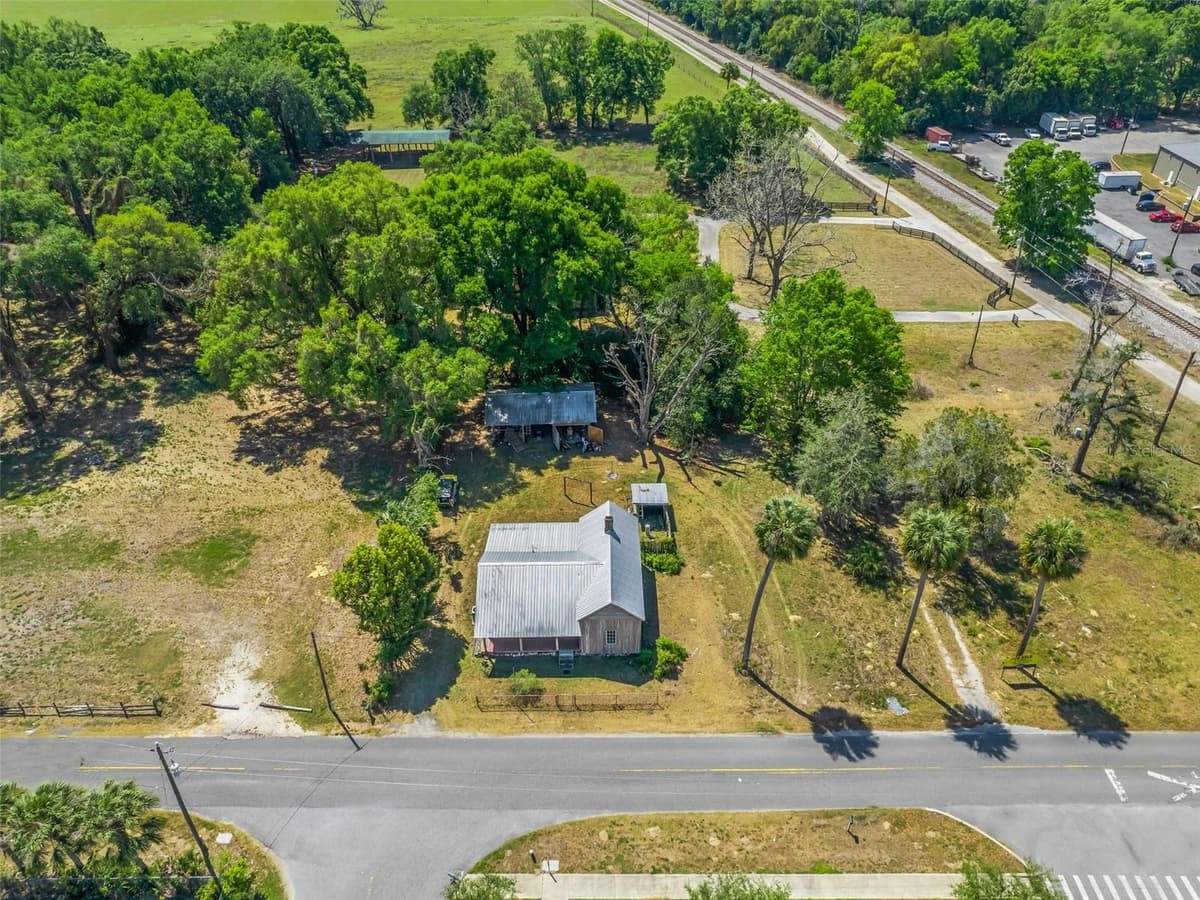 4241 COUNTY ROAD 106 — photo 8 of 14