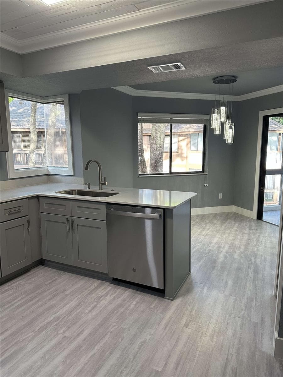 14 MID PINES CIRCLE — photo 7 of 27