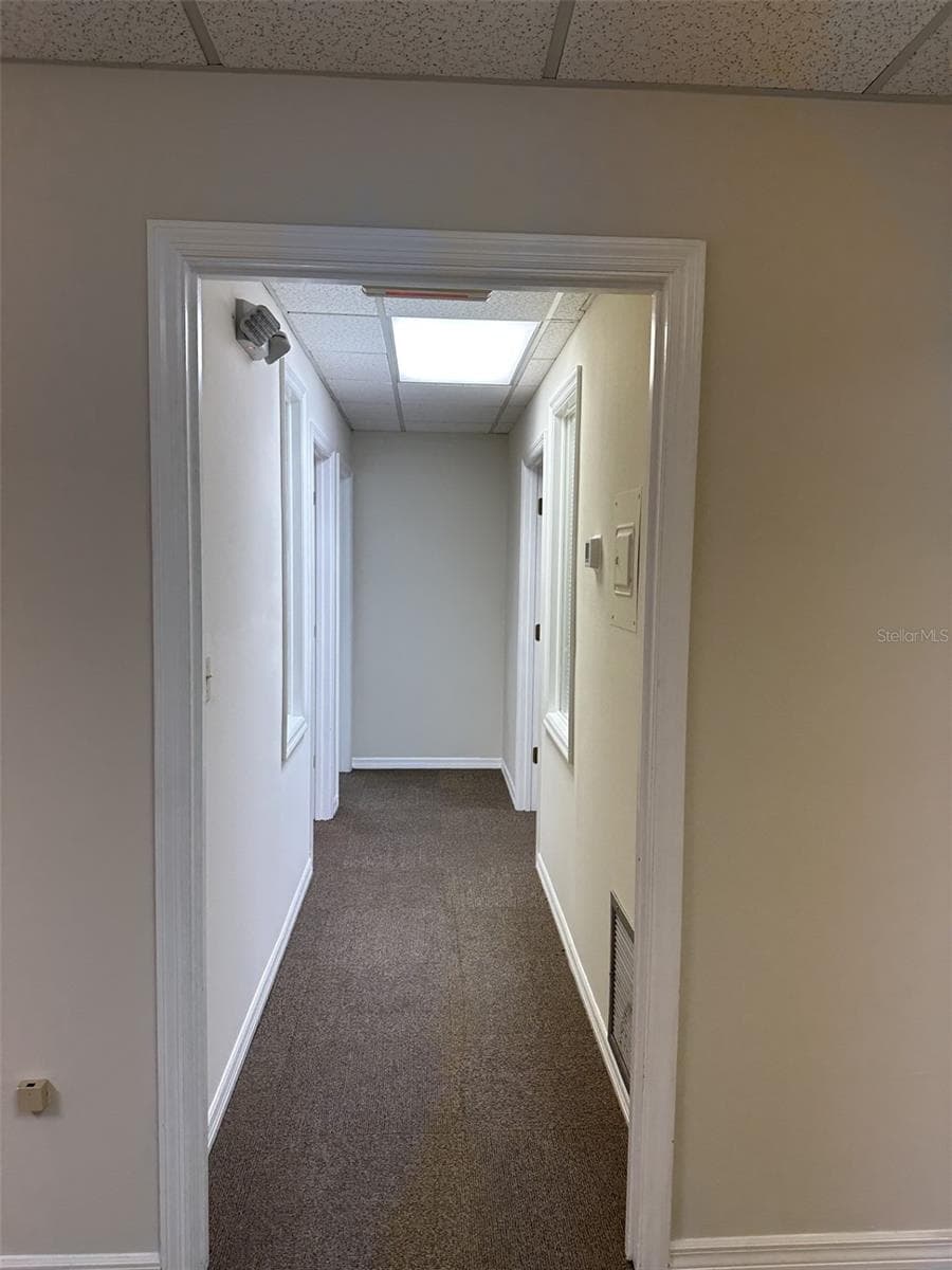 901 DOUGLAS AVENUE — photo 10 of 25