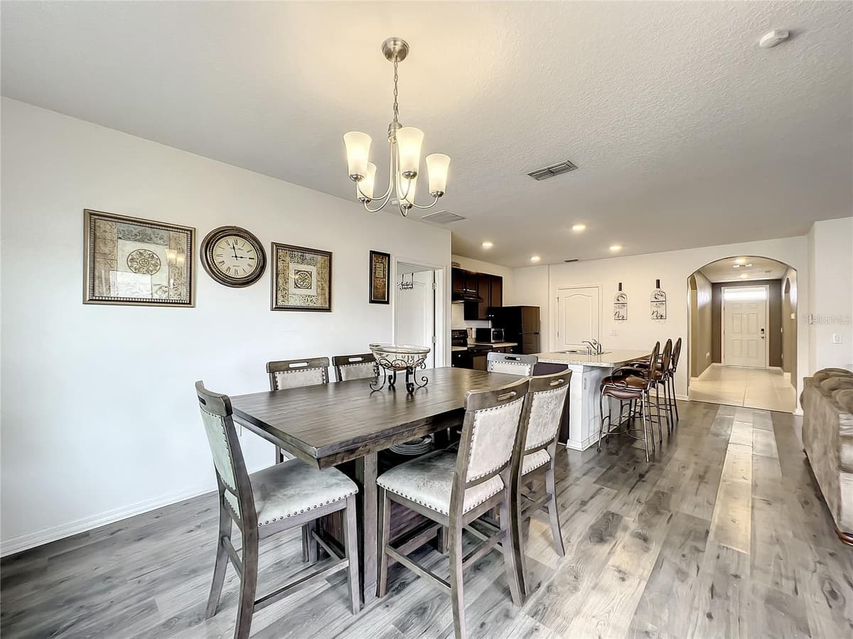 10547 BURLWOOD DRIVE — photo 19 of 48