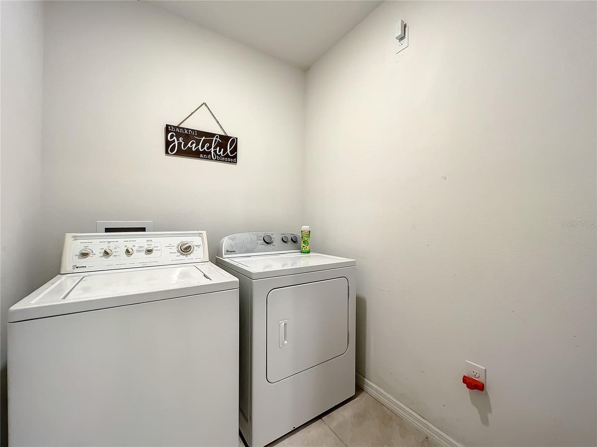 10547 BURLWOOD DRIVE — photo 36 of 48