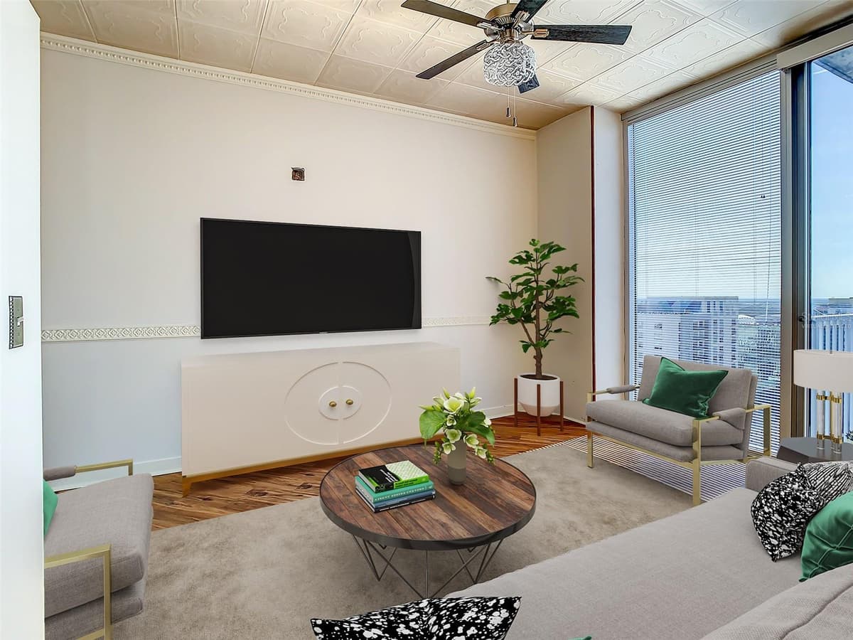 155 COURT AVENUE — photo 4 of 43