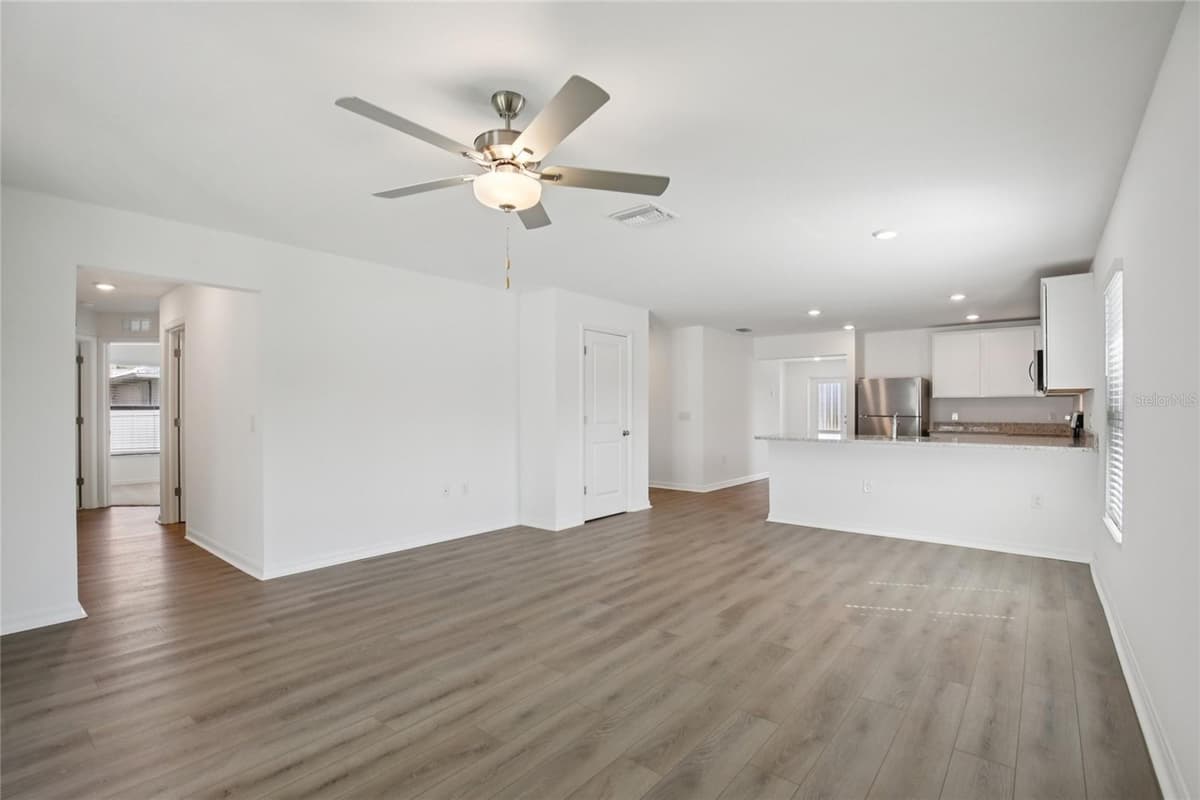 5413 DAYTON LANE — photo 12 of 45