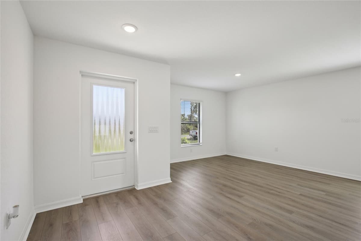 5413 DAYTON LANE — photo 32 of 45