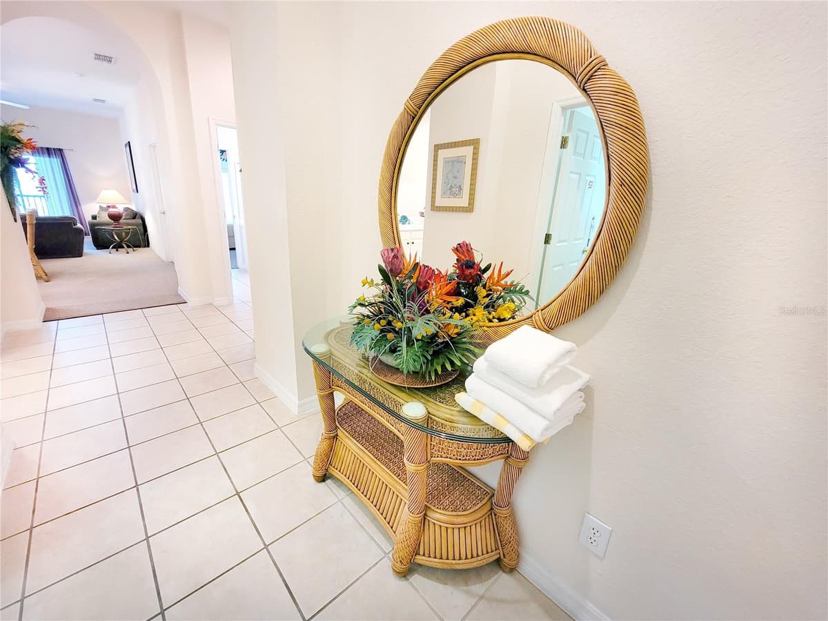 716 LUCAYA LOOP — photo 4 of 50
