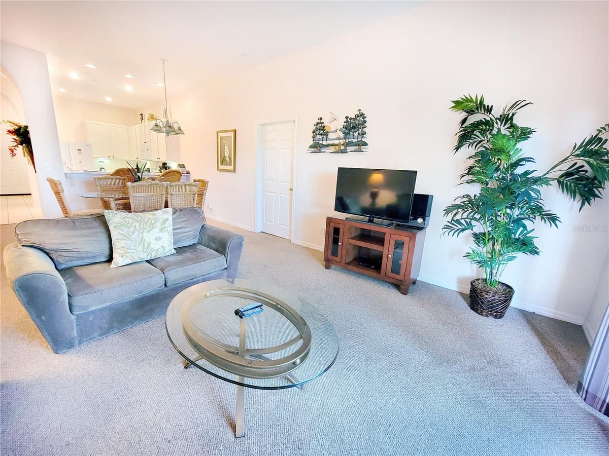 716 LUCAYA LOOP — photo 12 of 50