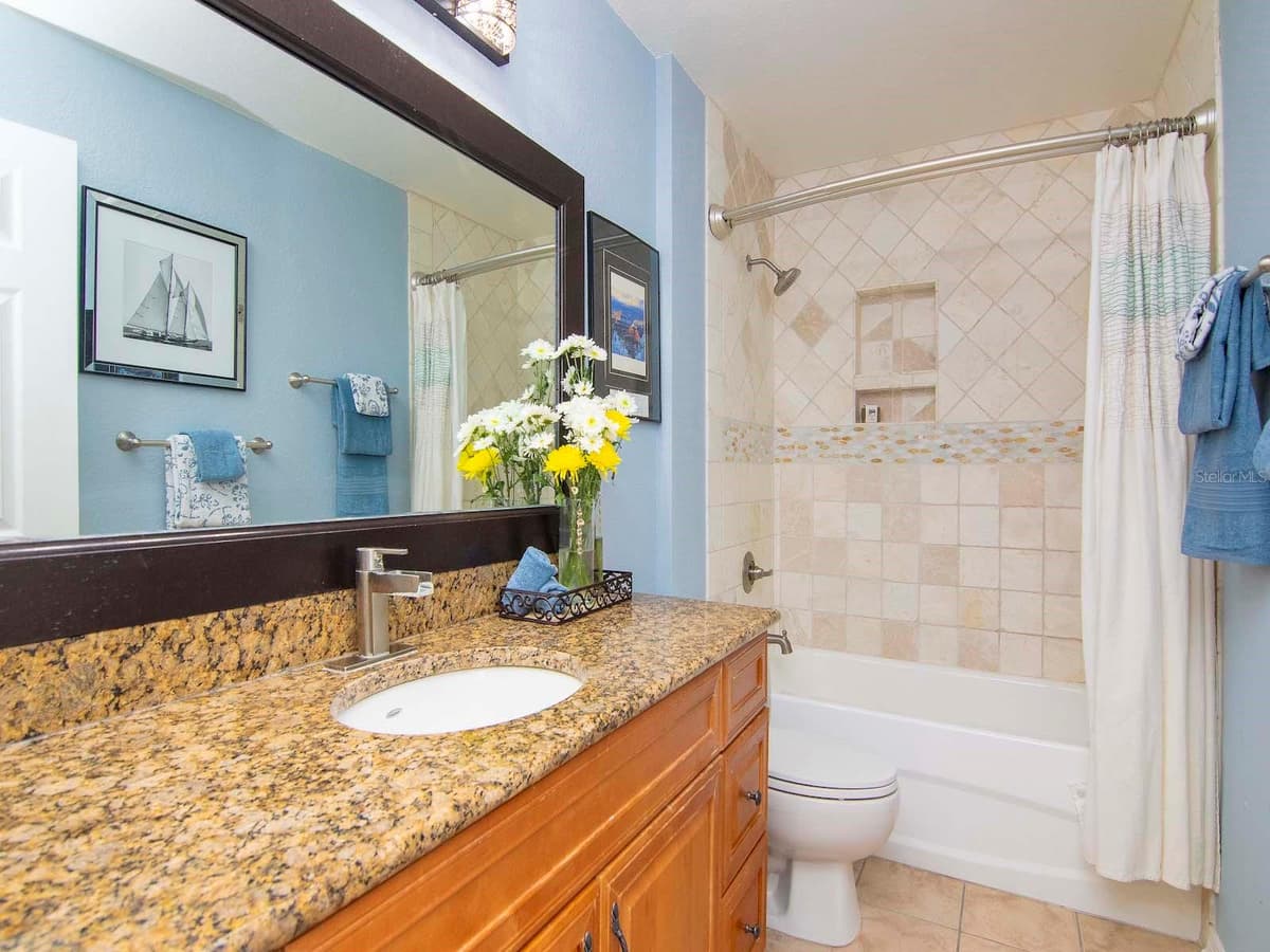 700 HARBOUR ISLAND BOULEVARD — photo 18 of 29