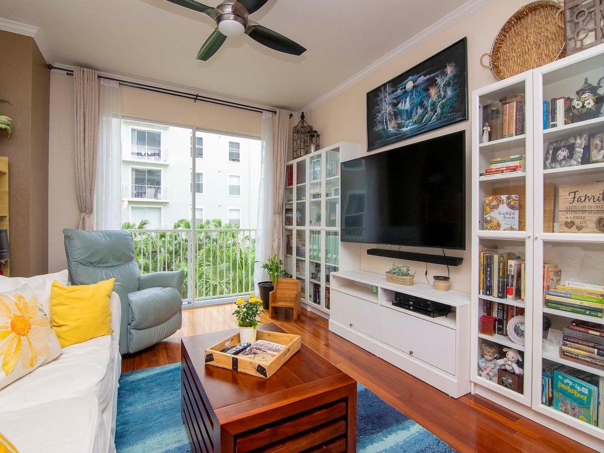 700 HARBOUR ISLAND BOULEVARD — photo 9 of 29