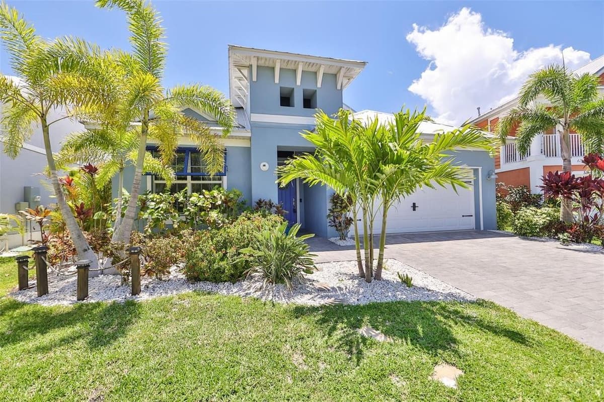 421 BAHAMA GRANDE BOULEVARD — photo 5 of 15