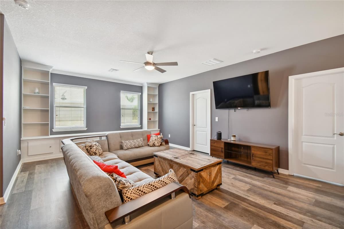 10413 HAMPTON MEADOW WAY — photo 34 of 61