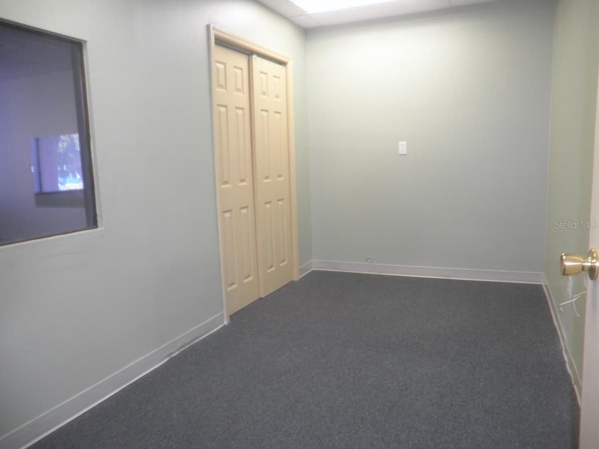 6880 46TH AVENUE — photo 8 of 13
