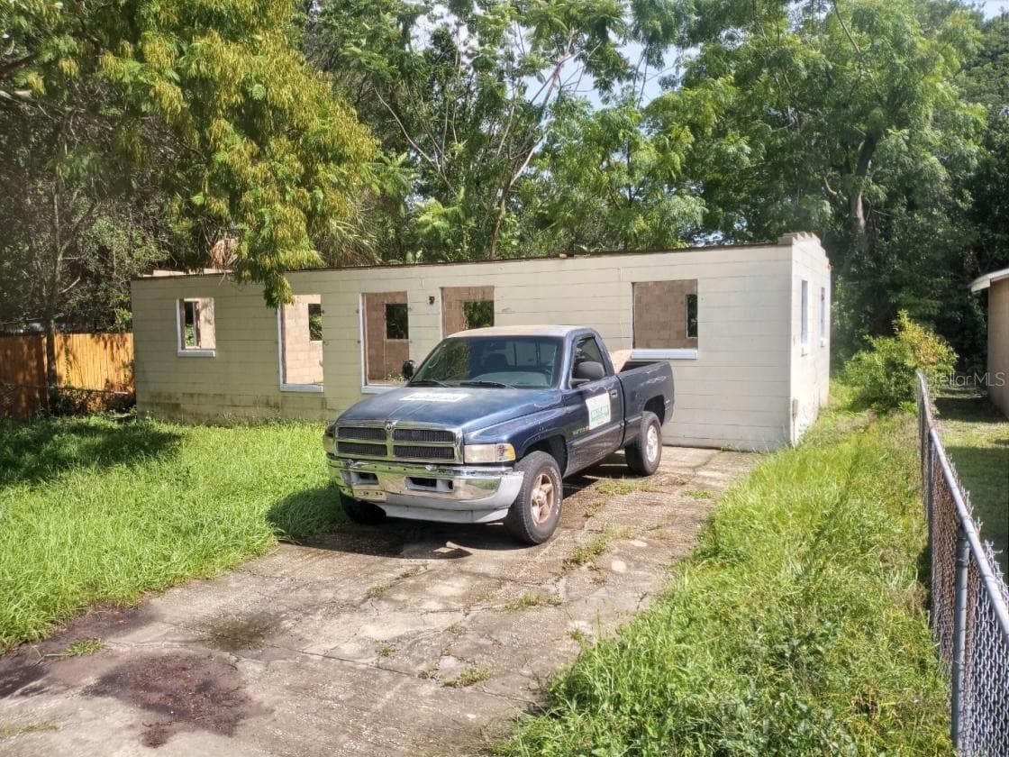 4022 SHELLMAN STREET — photo 3 of 20