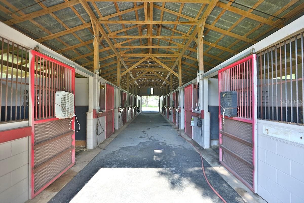 13450 GAINESVILLE ROAD — photo 19 of 90
