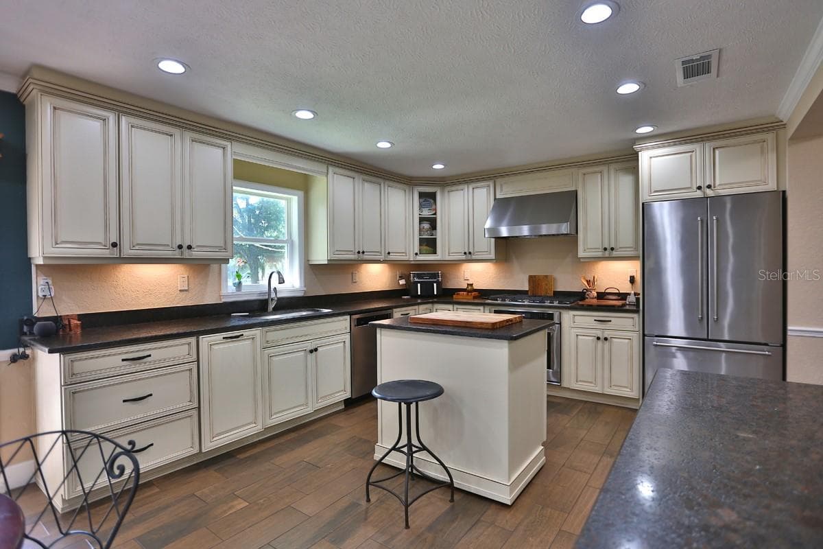 13450 GAINESVILLE ROAD — photo 40 of 90