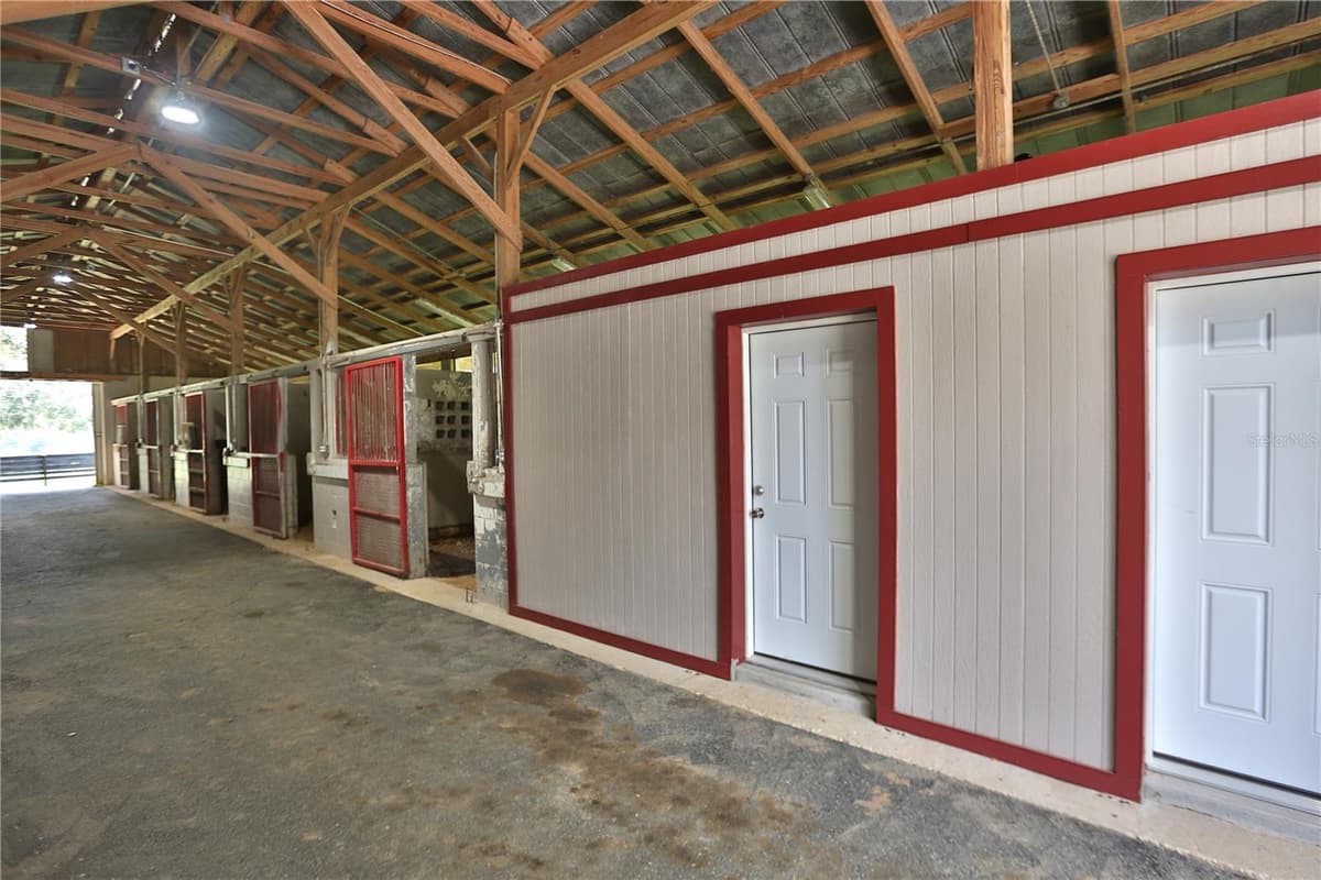 13450 GAINESVILLE ROAD — photo 13 of 90