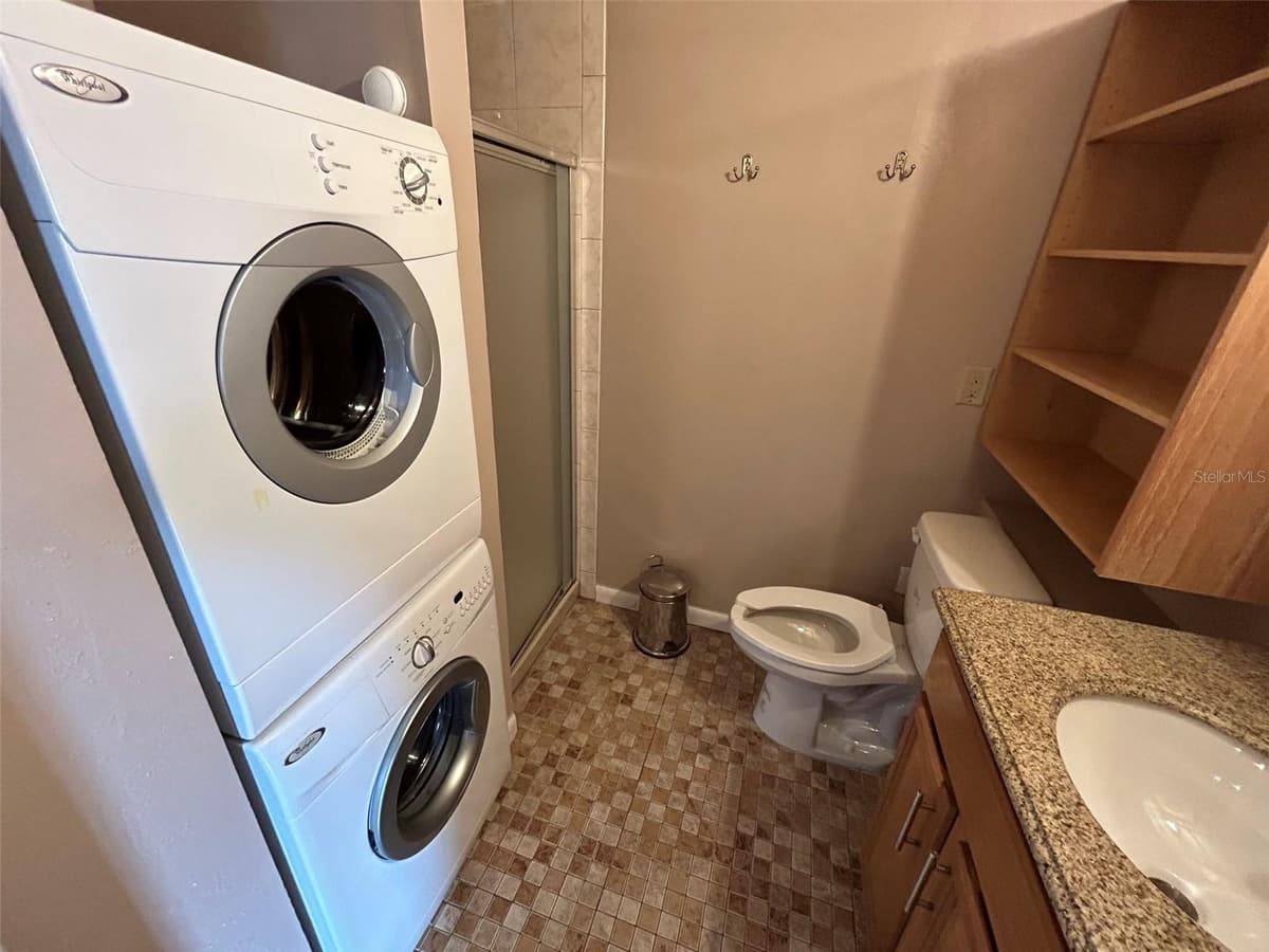 118 FORT KING STREET — photo 17 of 19