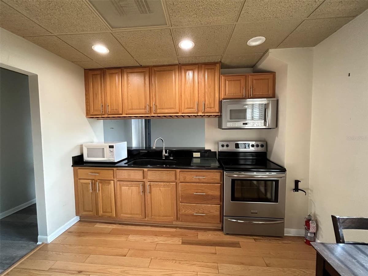 118 FORT KING STREET — photo 15 of 19