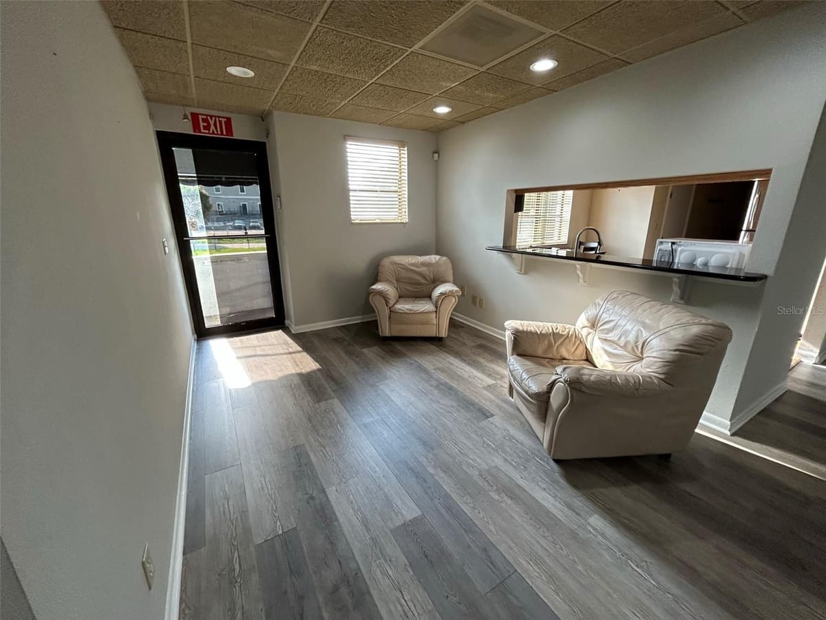 118 FORT KING STREET — photo 4 of 19