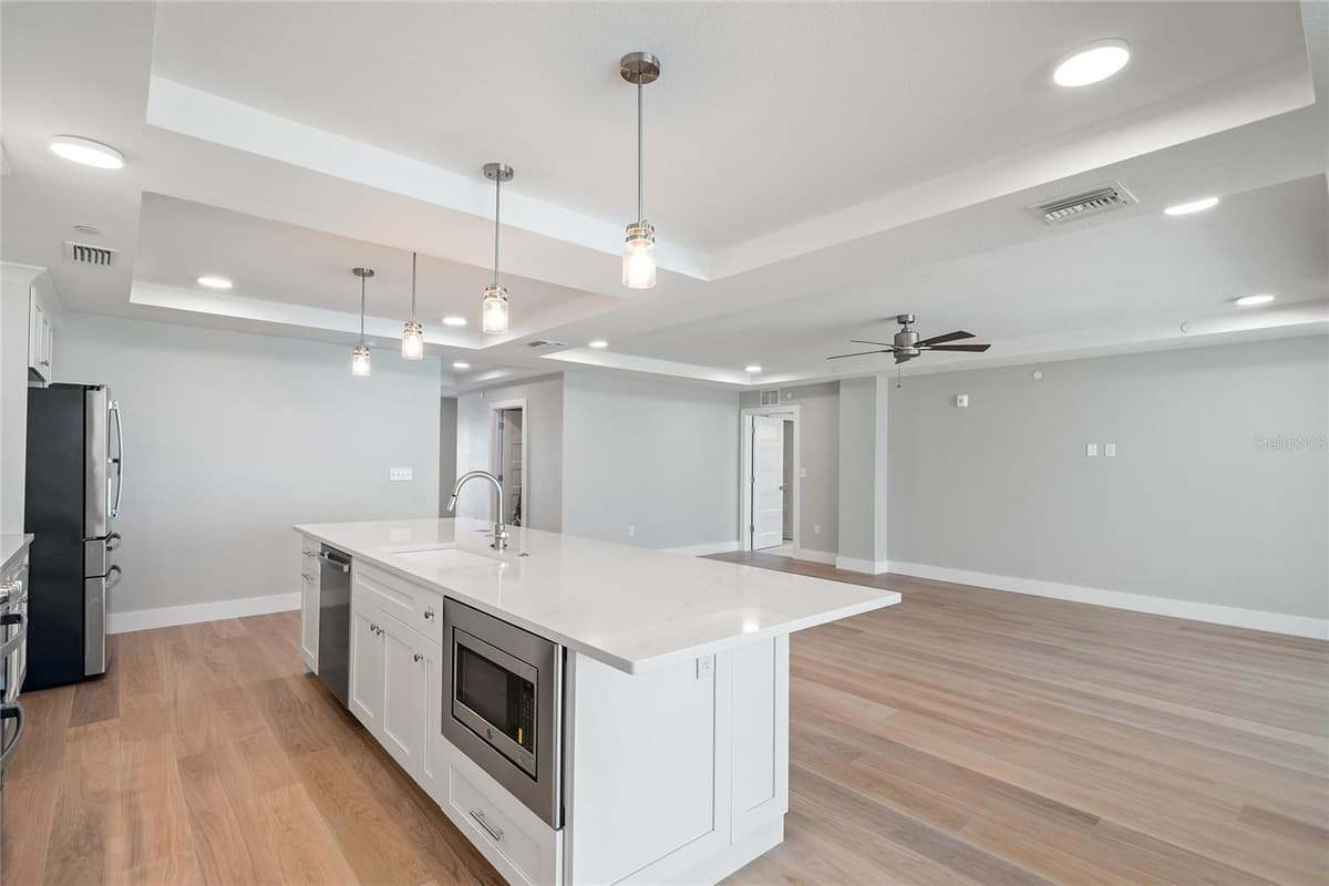 14048 GULF BOULEVARD — photo 12 of 44